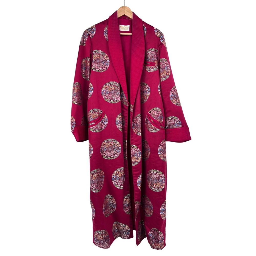 Vintage Ying Tai Co Hong Kong Brocade Robe Dragon Medallion
